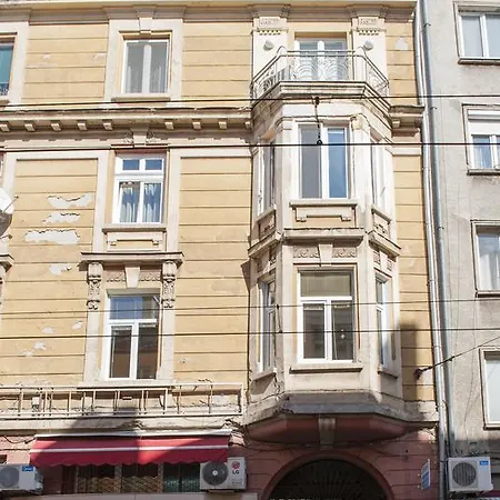 Graf Ignatiev - 3br Apartament
